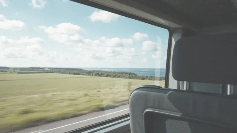 Jak dojechać do Ustronia Morskiego - najlepsze opcje transportu i trasy