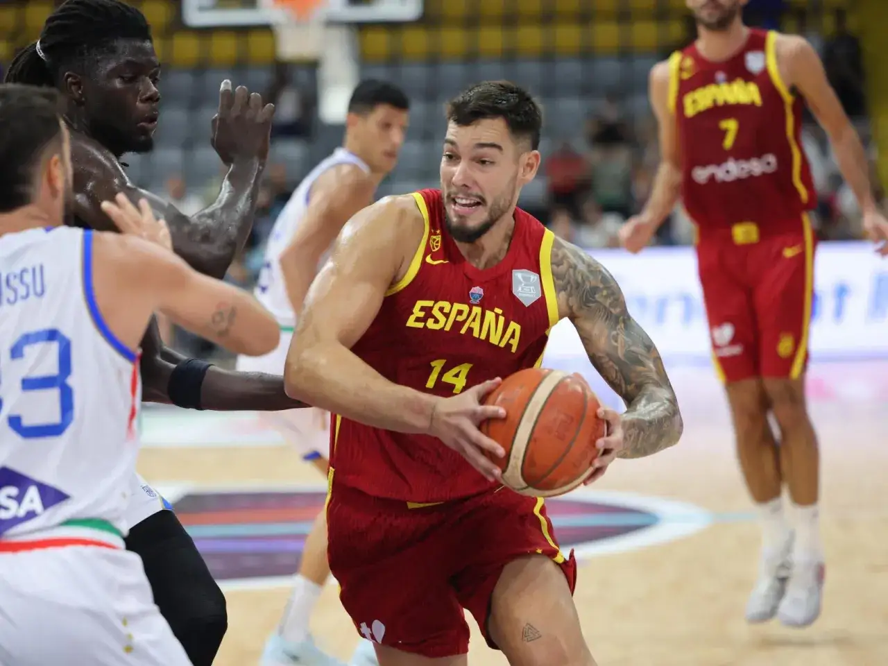 España vs Italia baloncesto: ¿Quién domina el clásico europeo?