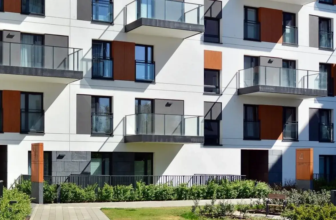 Dlaczego deweloperzy nie podają cen mieszkań? Odkryj ukryte powody