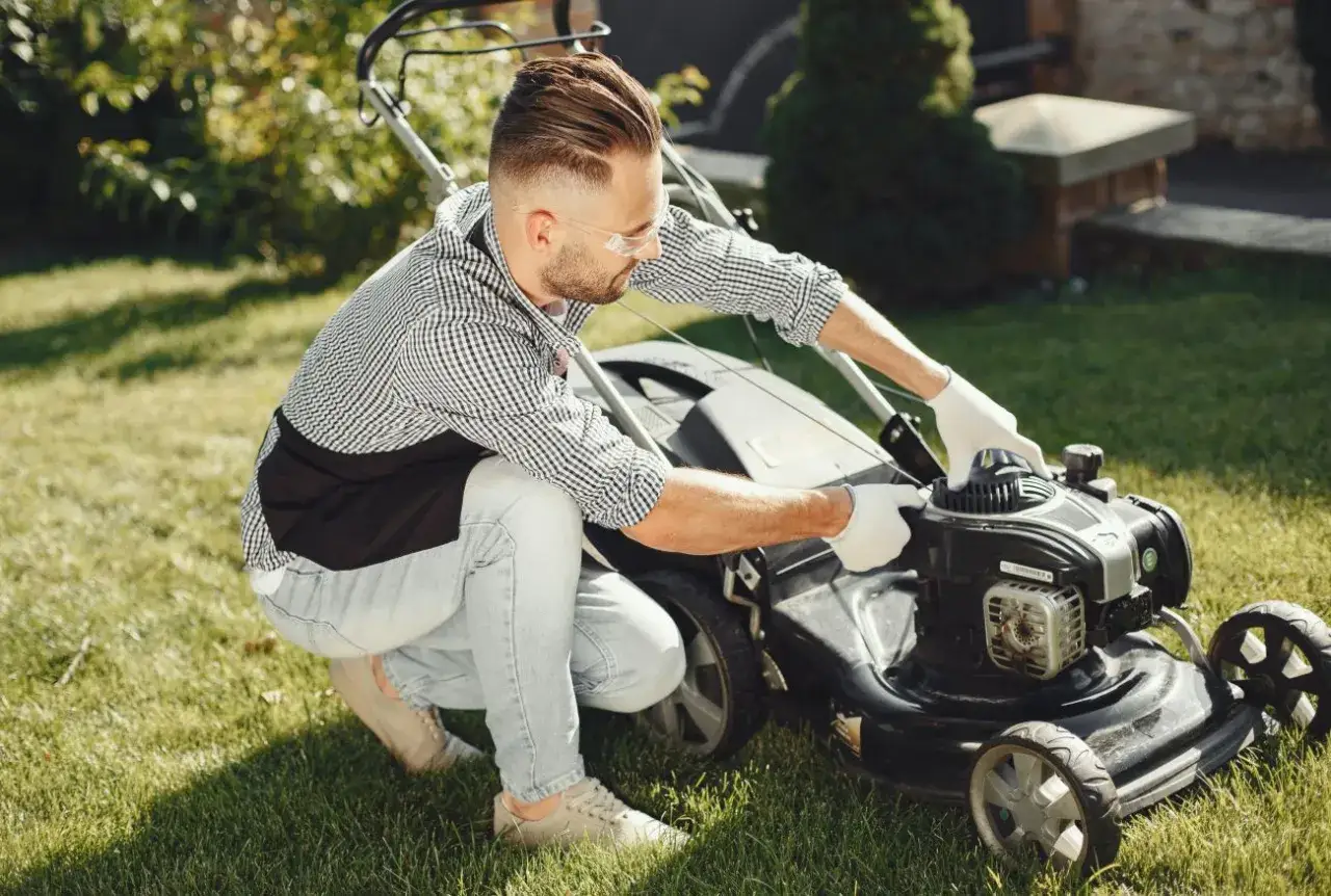 Jaką kosiarkę kupić? Przewodnik Mateusza Wilka 2026