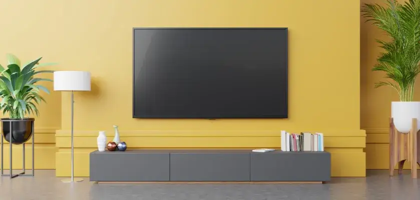 Ile prądu pobiera telewizor 65 cali? Sprawdź, ile zapłacisz za energię