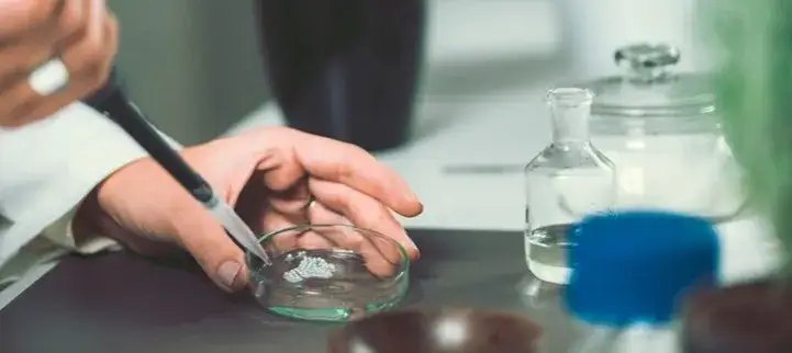 Homeopatia klasyczna: Jak skutecznie leczyć naturalnie i bezpiecznie