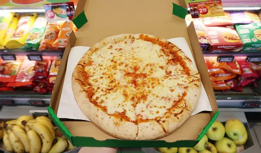 Ile kosztuje pizza? Sprawdź ceny i promocje w najlepszych pizzeriach