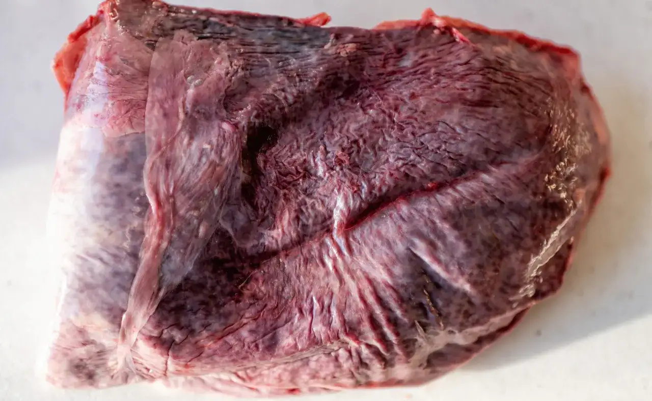Co to jest wołowina? Poznaj jej właściwości i zastosowania w kuchni