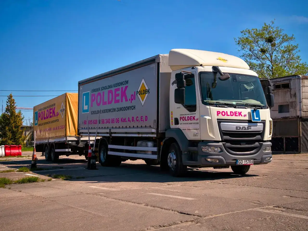 Ile naprawdę kosztuje prawo jazdy kategorii C? Sprawdź pełne koszty i oszczędności