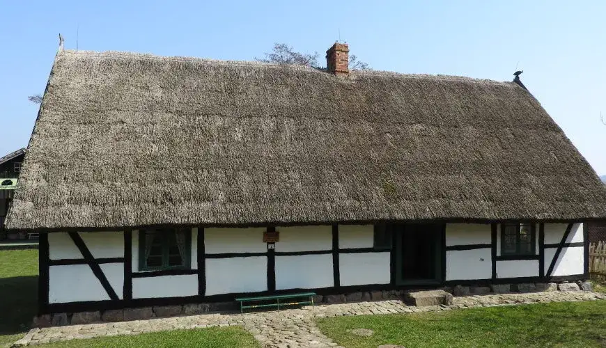 Skansen Nadole: Odkryj fascynującą historię i atrakcje turystyczne