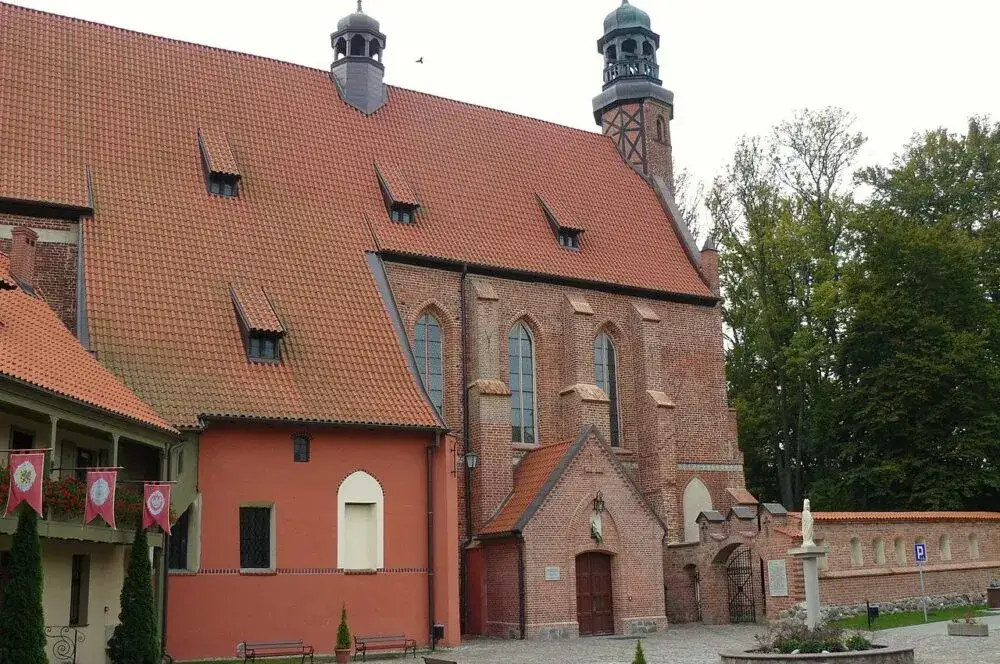 Najciekawsze atrakcje w Żukowie, które musisz zobaczyć podczas wizyty