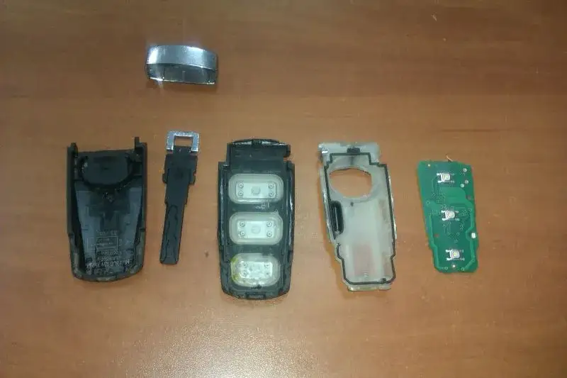 Jak otworzyć Passata B6 bez kluczyka - skuteczne metody i porady