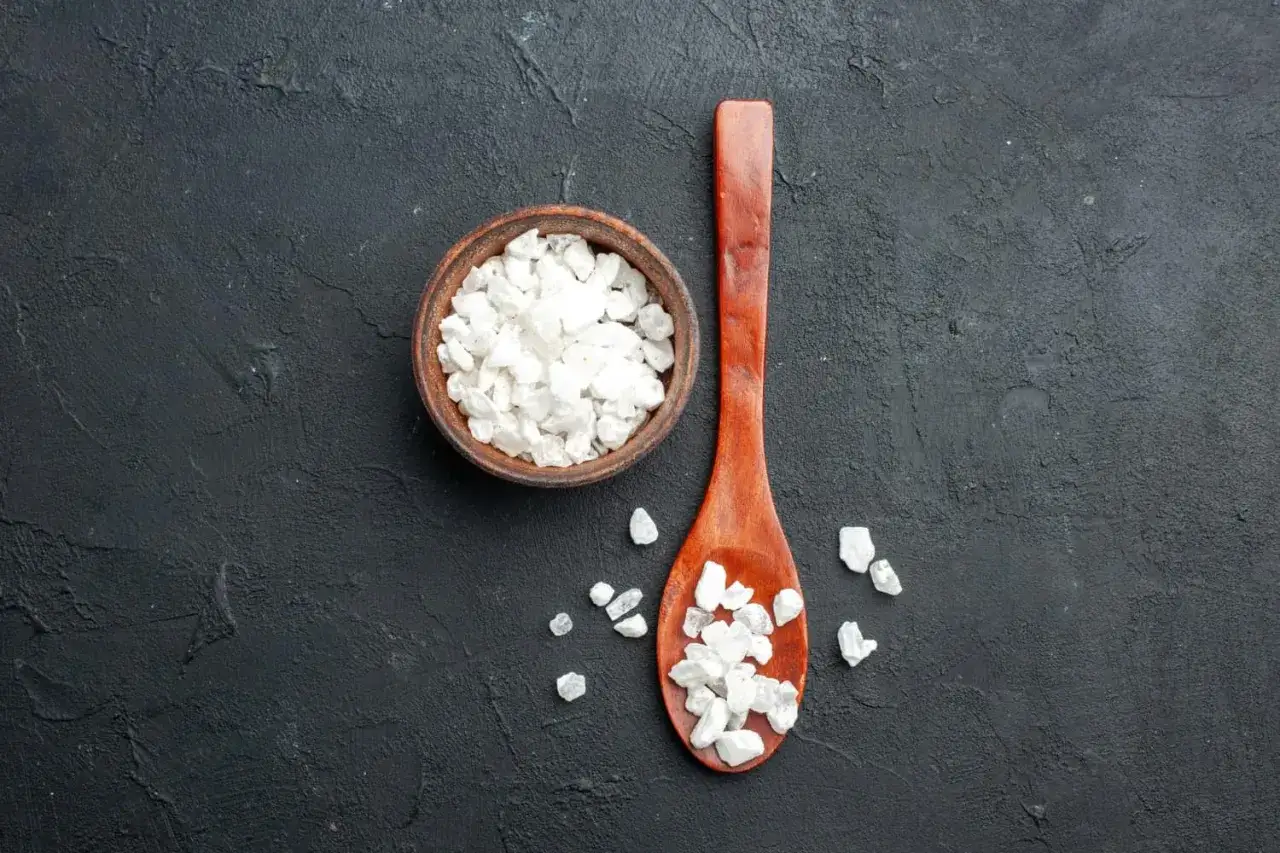 Czy cukier jest wegański? Odkryj ukryte składniki i alternatywy