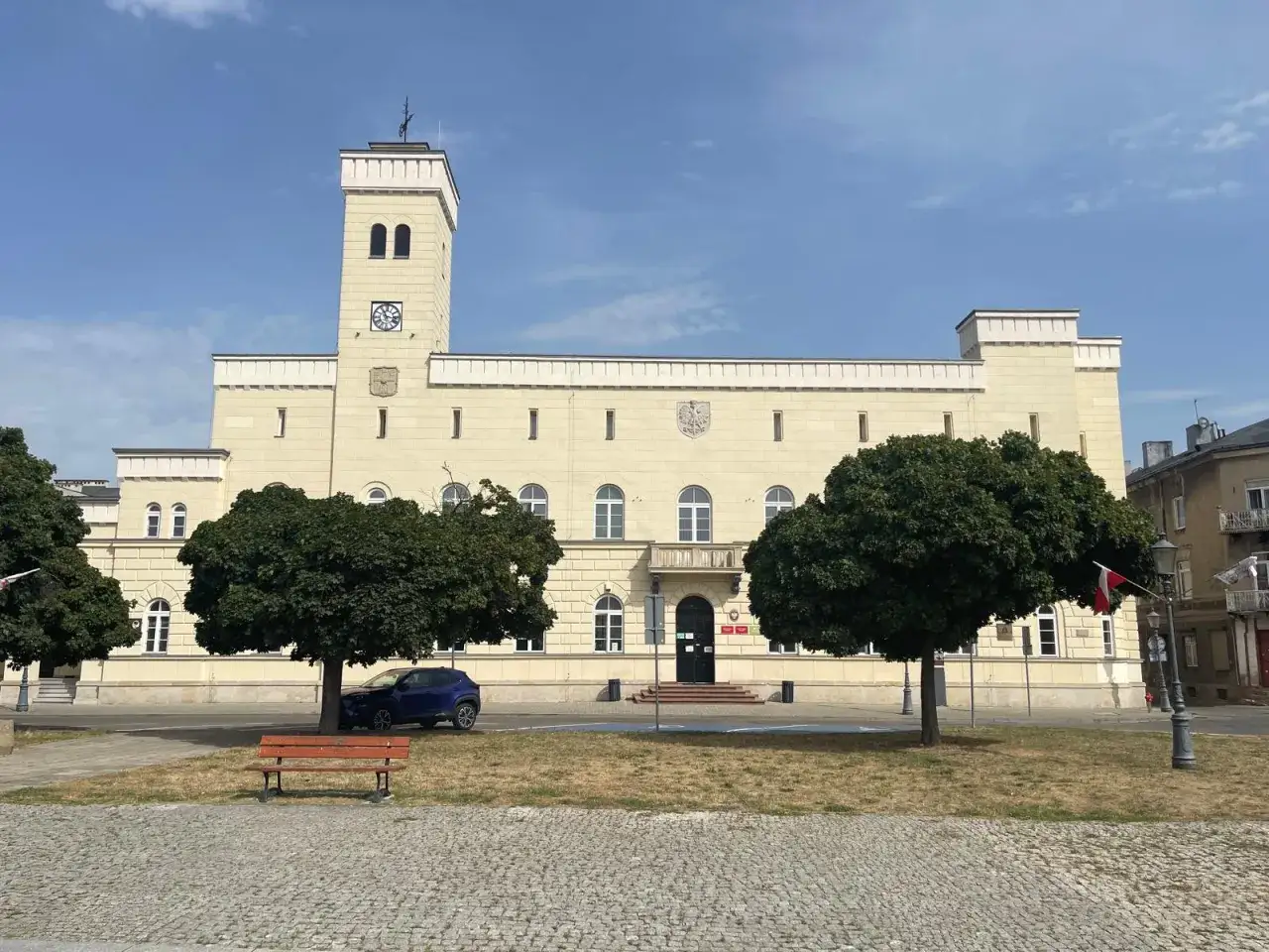 Ile Biedronek w Radomiu? Sprawdź aktualną liczbę i adresy!