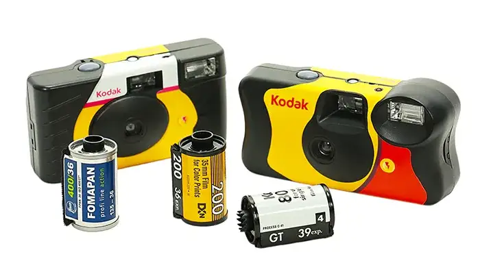 Wywołaj zdjęcia z jednorazówki Kodak w Polsce: Gdzie, jak, ile?