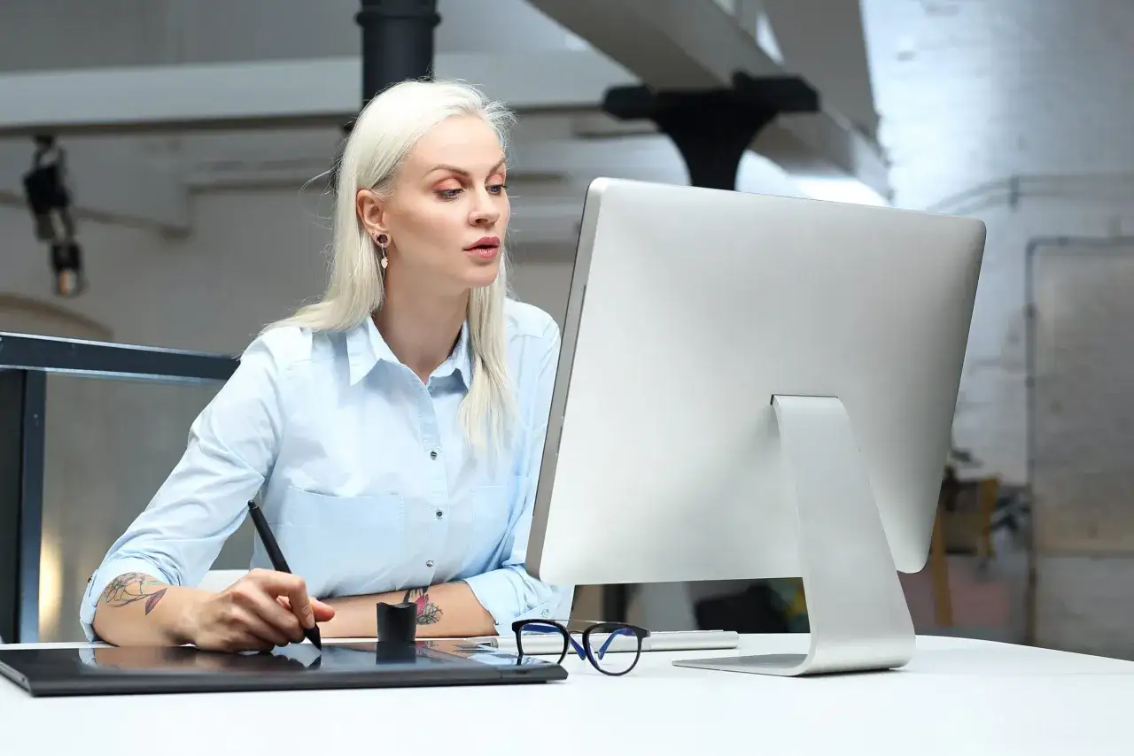 Czy trzeba płacić ZUS będąc zatrudnionym? Sprawdź, kiedy to konieczne