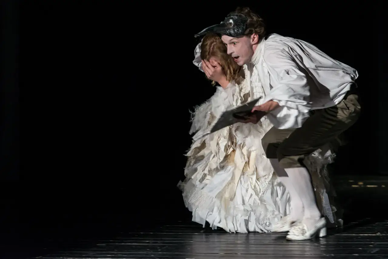 Molière i epoka baroku: jak jego twórczość zmieniła teatr