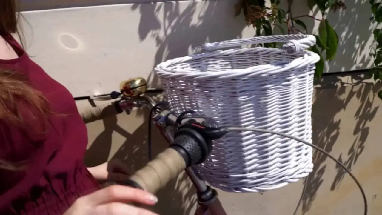 Jak zamontować koszyk do roweru - prosta instrukcja krok po kroku