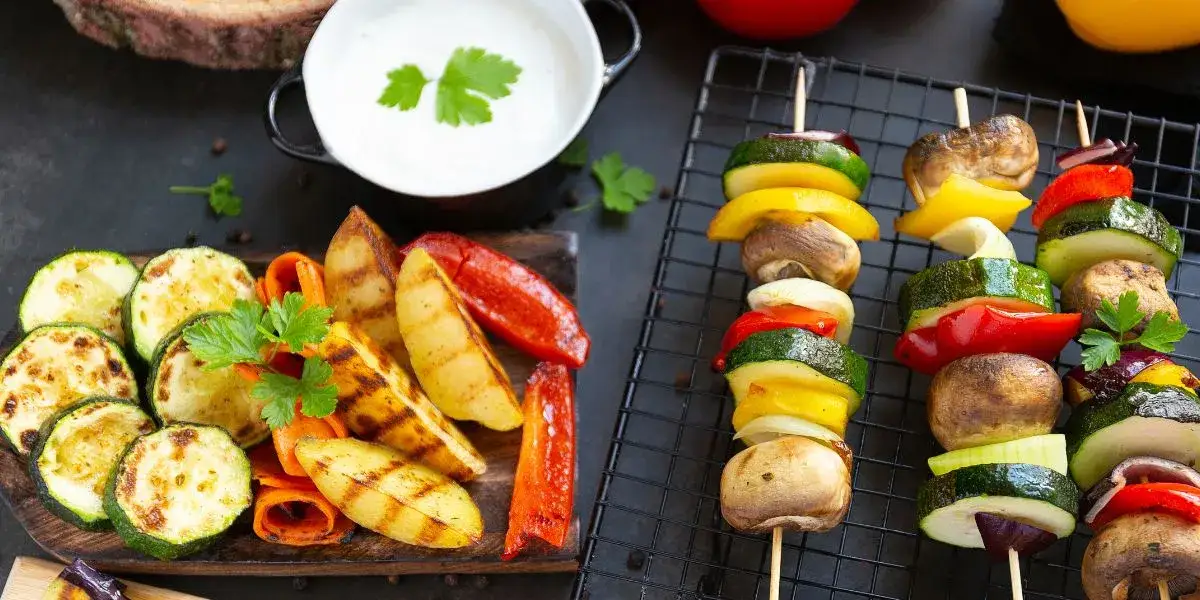 Pyszne pomysły na grilla wegetariańskie, które zaskoczą gości