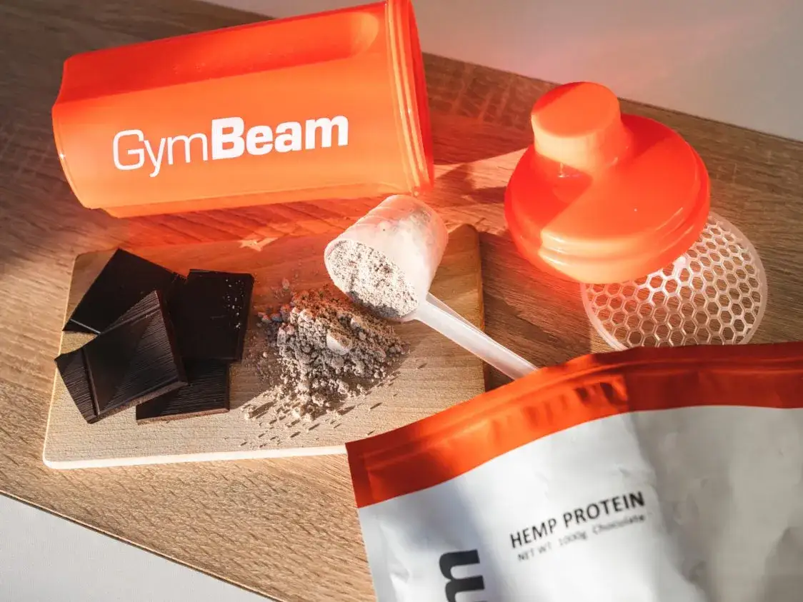 Jakie białko roślinne wybrać, aby uniknąć niedoborów i zyskać energię?