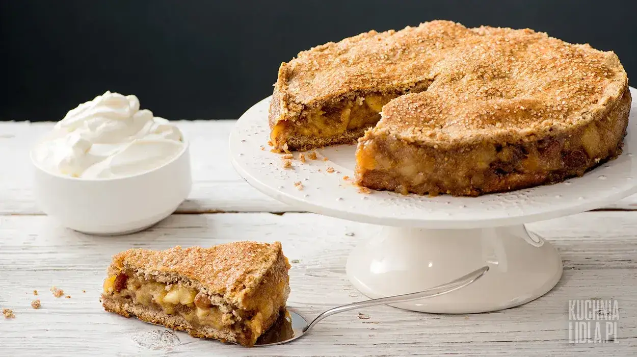 Jak piec szarlotkę? Czas i temperatura na idealne ciasto!