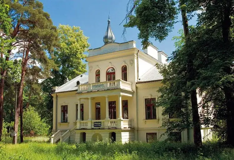 Milanówek atrakcje, które zaskoczą każdego turystę i mieszkańca