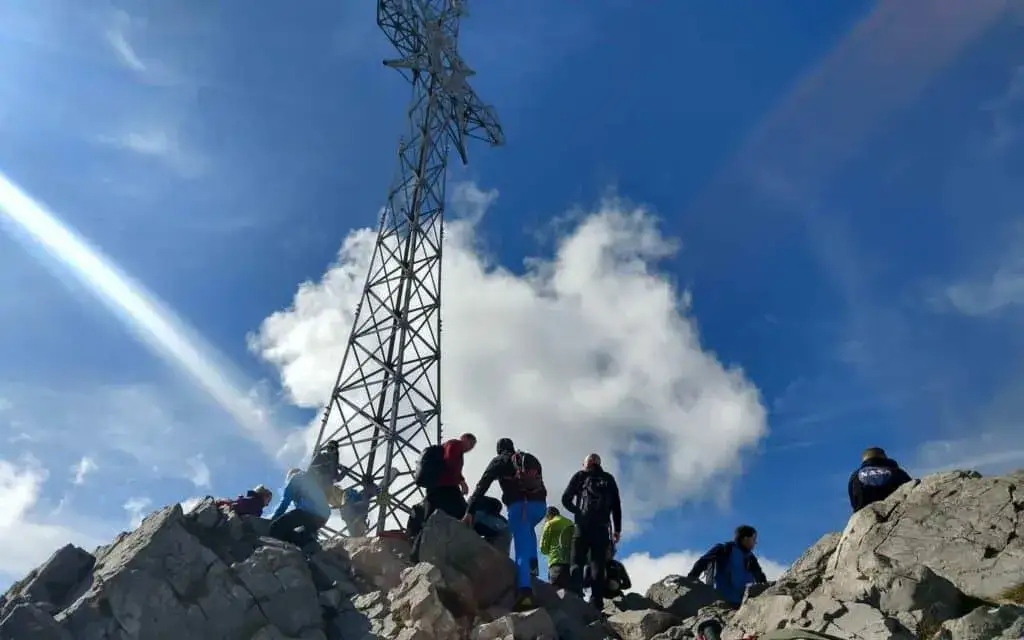 Jak dojechać na Giewont z Zakopanego? Najlepsze trasy i wskazówki