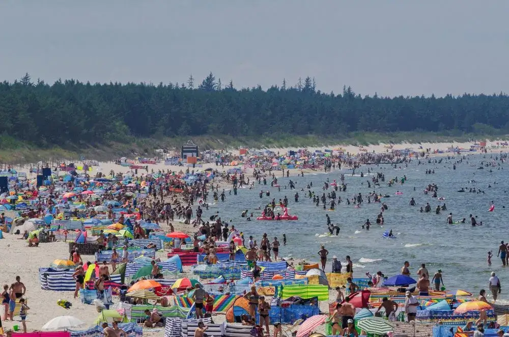 Międzyzdroje czy Kołobrzeg – który wybór będzie lepszy na wakacje?