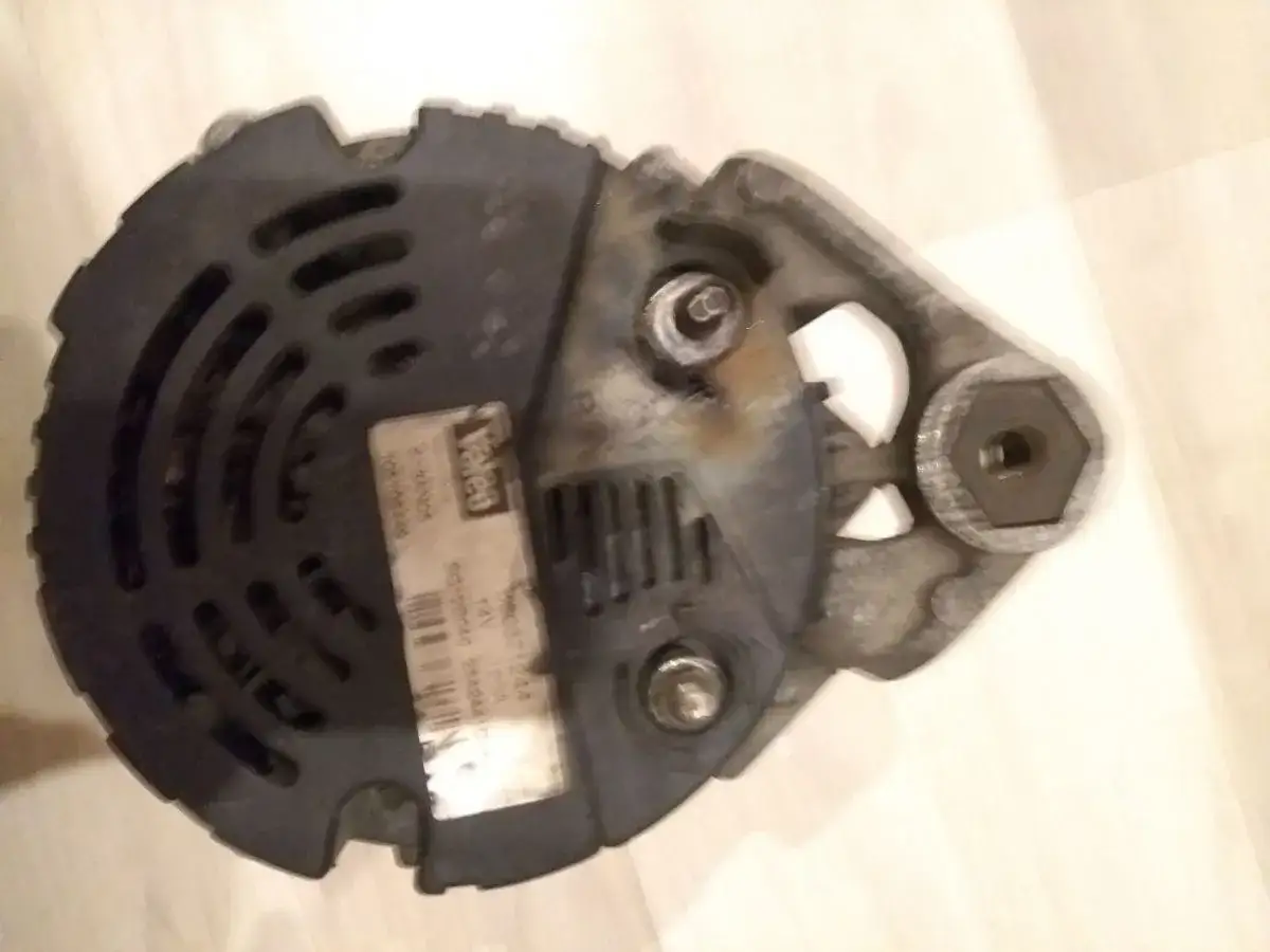 Jak podłączyć alternator do akumulatora - uniknij najczęstszych błędów