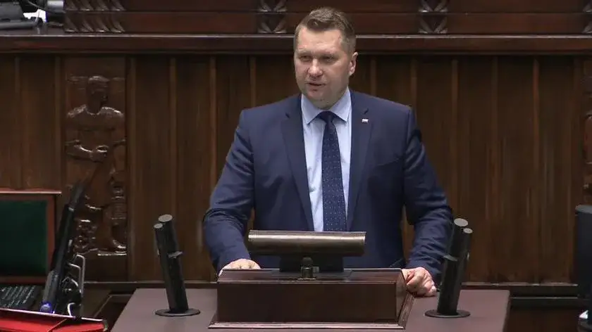 Kto jest ministrem oświaty? Poznaj kontrowersje i wyzwania w edukacji