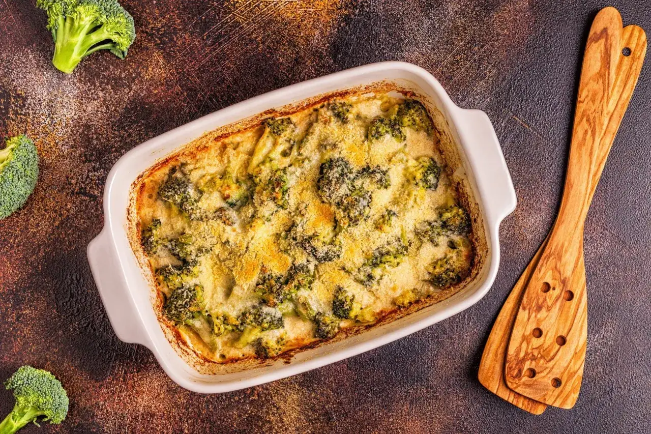 Zapiekanka z brokułami i mięsem mielonym: Przepis mistrza!