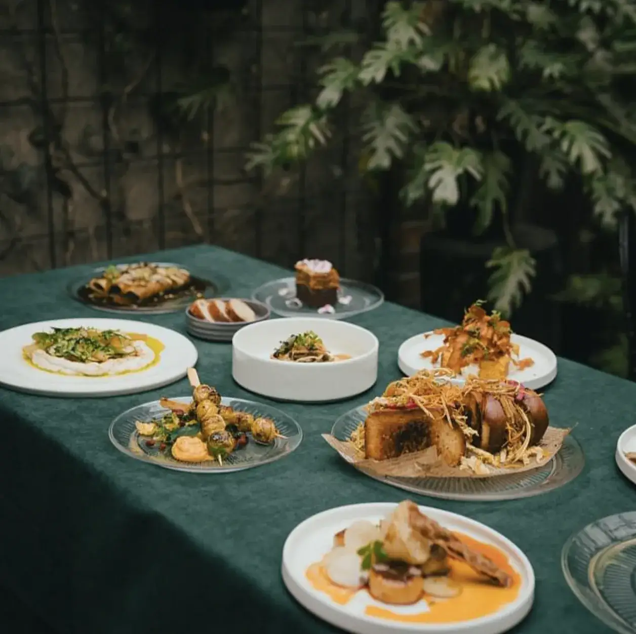 Gdzie zjeść we Wrocławiu? Odkryj najlepsze restauracje i smaki