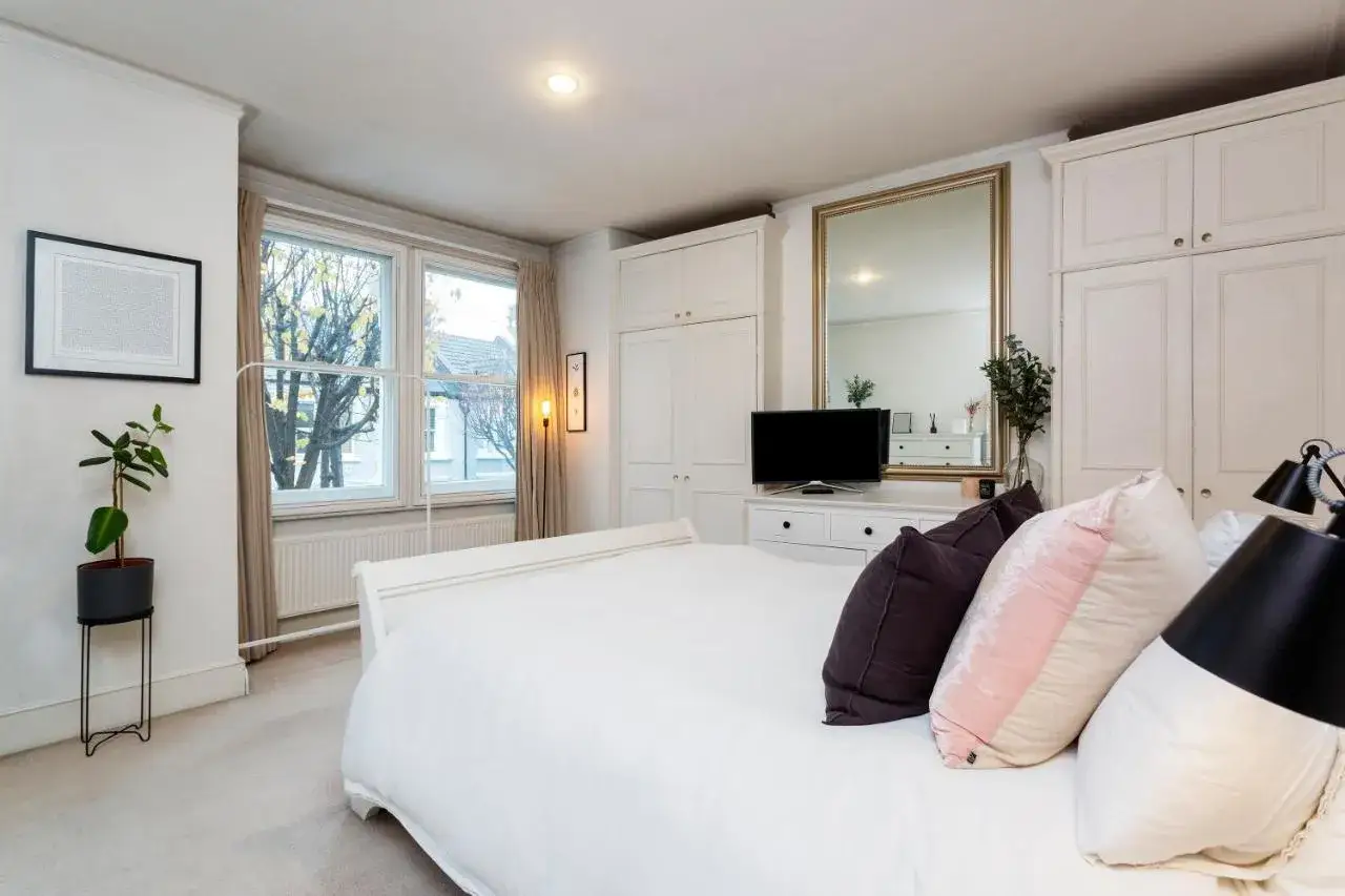 Gdzie nocleg w Londynie? Odkryj najlepsze opcje na każdą kieszeń