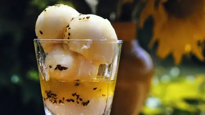 Oliwa cytrynowa do czego? Odkryj pyszne sposoby na wykorzystanie w kuchni