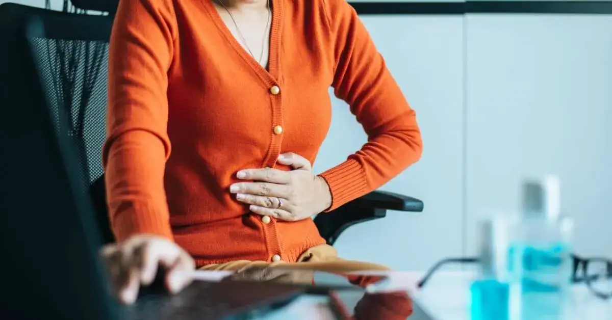 Brzuch jak balon po rzuceniu palenia? Oto skuteczne sposoby na ulgę