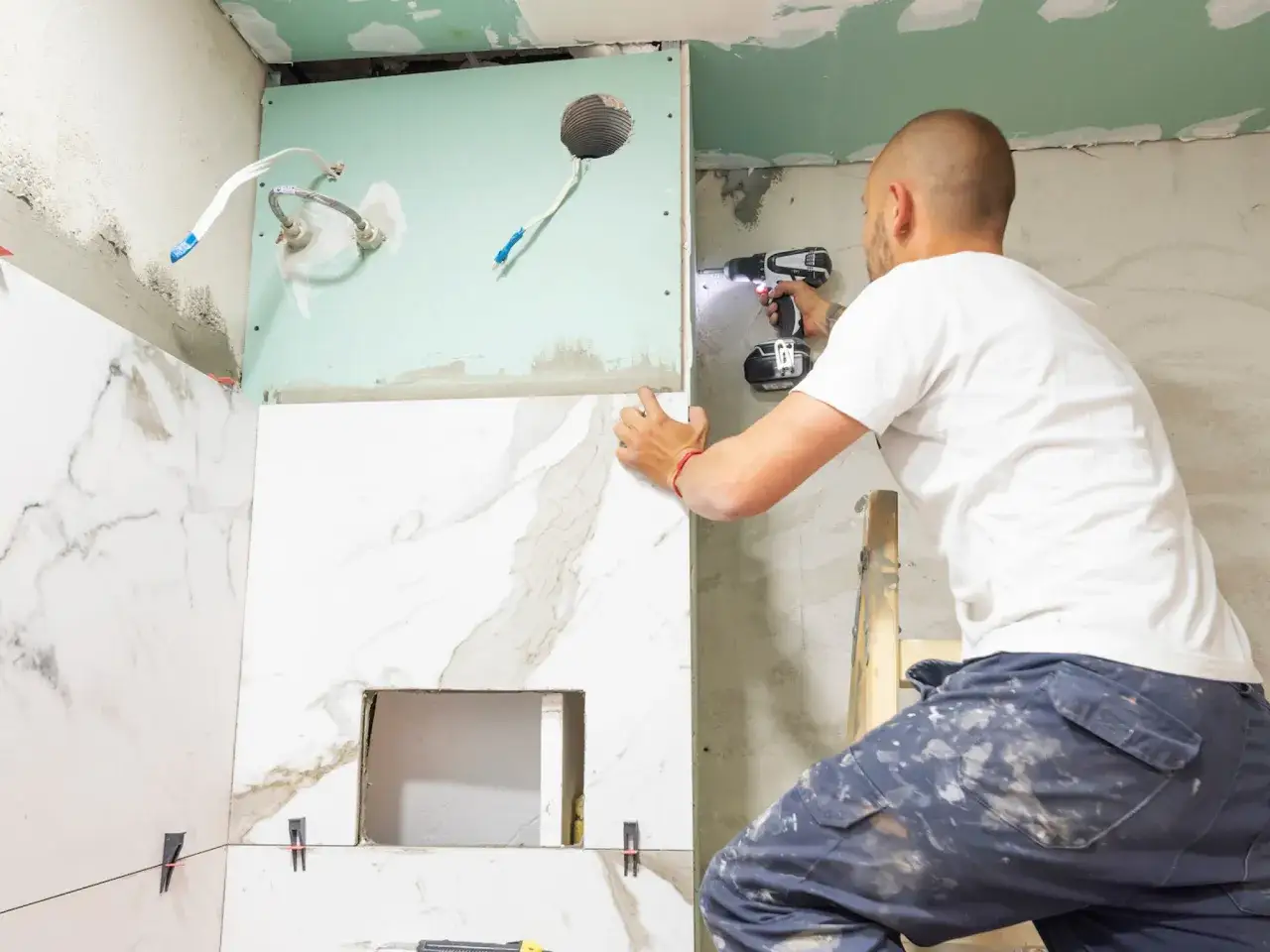 Ile kosztuje remont łazienki 6m2? Poznaj ceny i oszczędzaj