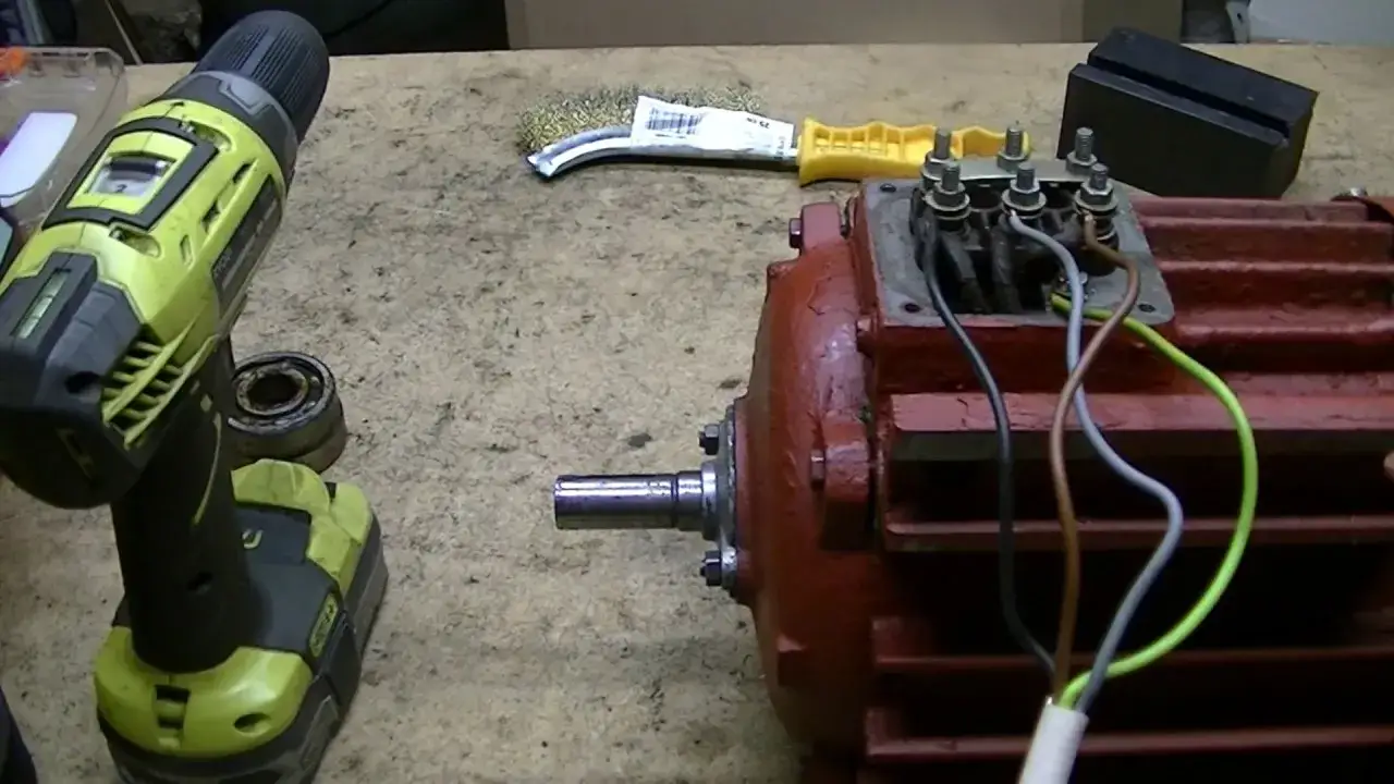 Jak zmniejszyć obroty silnika elektrycznego 3 fazowego i uniknąć kosztów