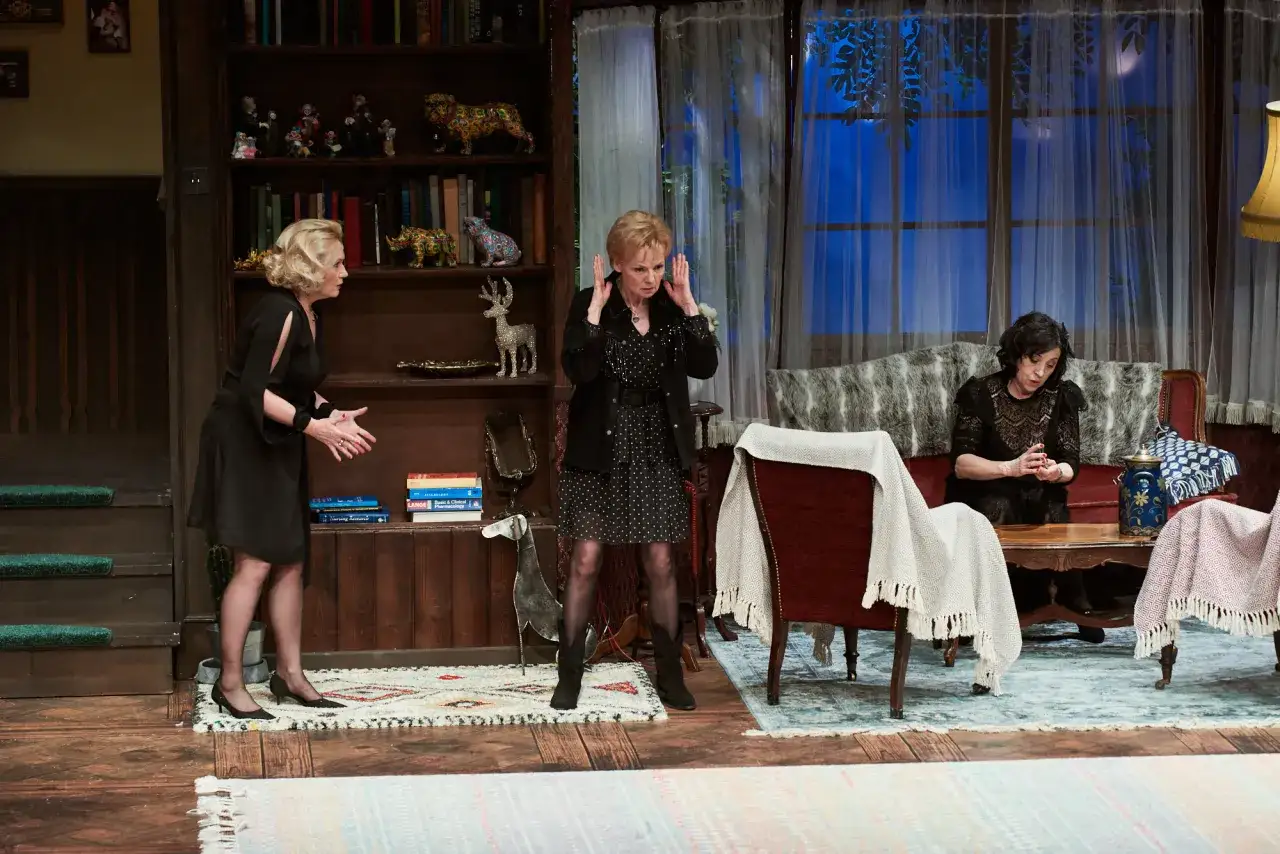 Kwadrat spektakle: Odkryj emocje i tajemnice muzycznego hitu