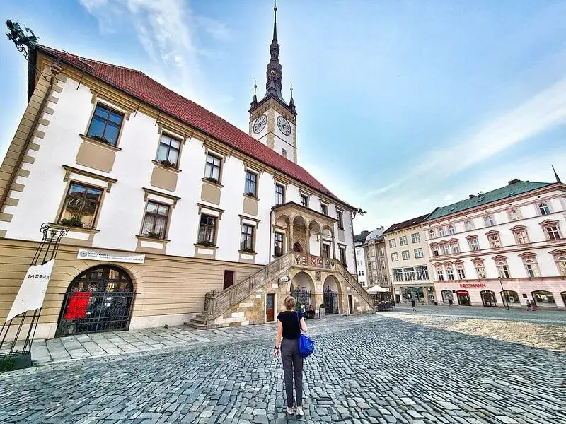 Ołomuniec atrakcje, które zaskoczą każdego turystę i oczarują historią