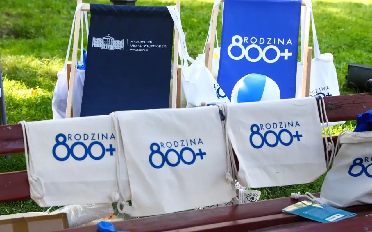 Sondaż 800 plus: Co Polacy sądzą? Wyniki i przyszłość świadczenia