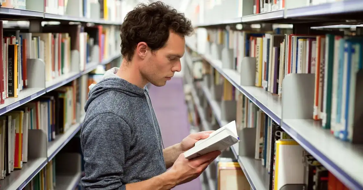 Uniwersytet w Granadzie: Sekrety, które musisz znać przed studiami