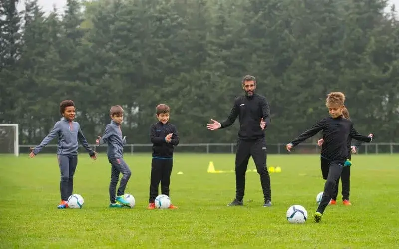 Jak przeprowadzić trening piłkarski, aby uniknąć błędów i osiągnąć sukces