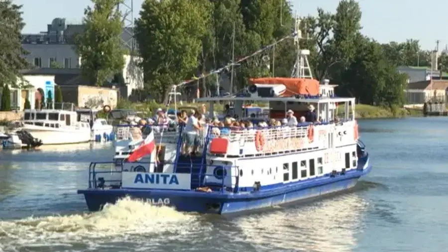 Jak dojechać z Elbląga do Krynicy Morskiej - tanio i szybko