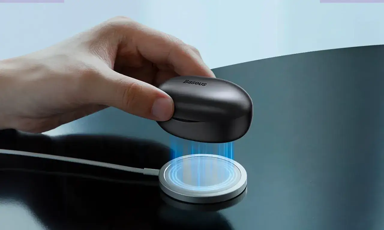 Ile ładują się słuchawki bezprzewodowe? Czas, porady i triki