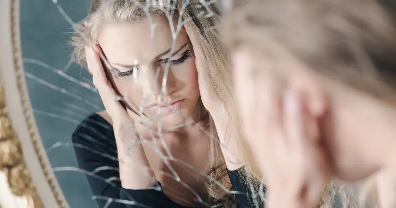 Objawy histrionicznego zaburzenia osobowości – jak je rozpoznać i zrozumieć?
