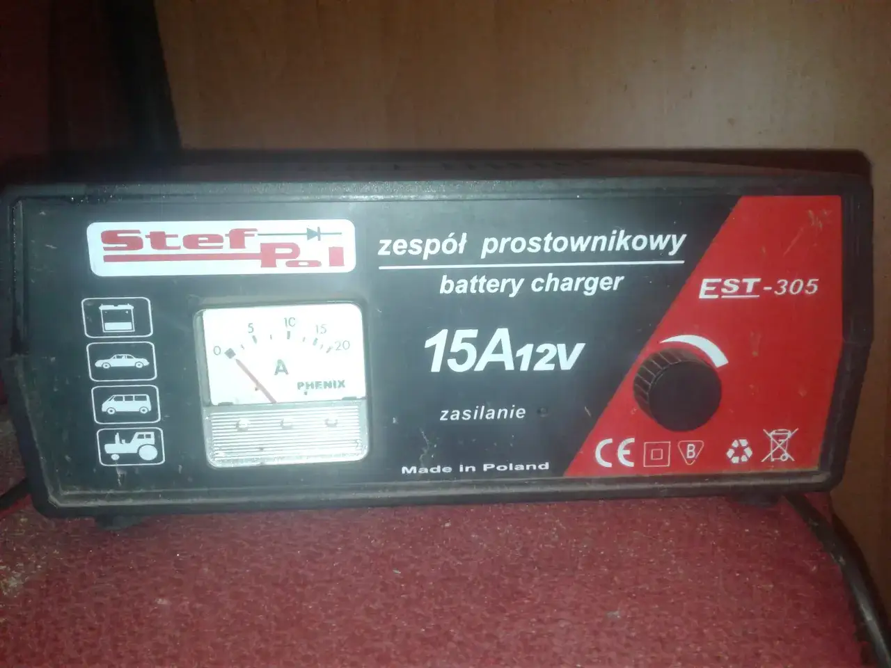 Jaki prostownik z rozruchem do ciągnika? Odpal Diesel bez problemu!