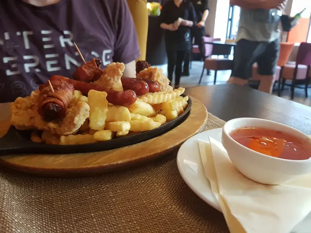 Radom: Gdzie zjeść? Sprawdzone miejsca na obiad, kawę i piwo