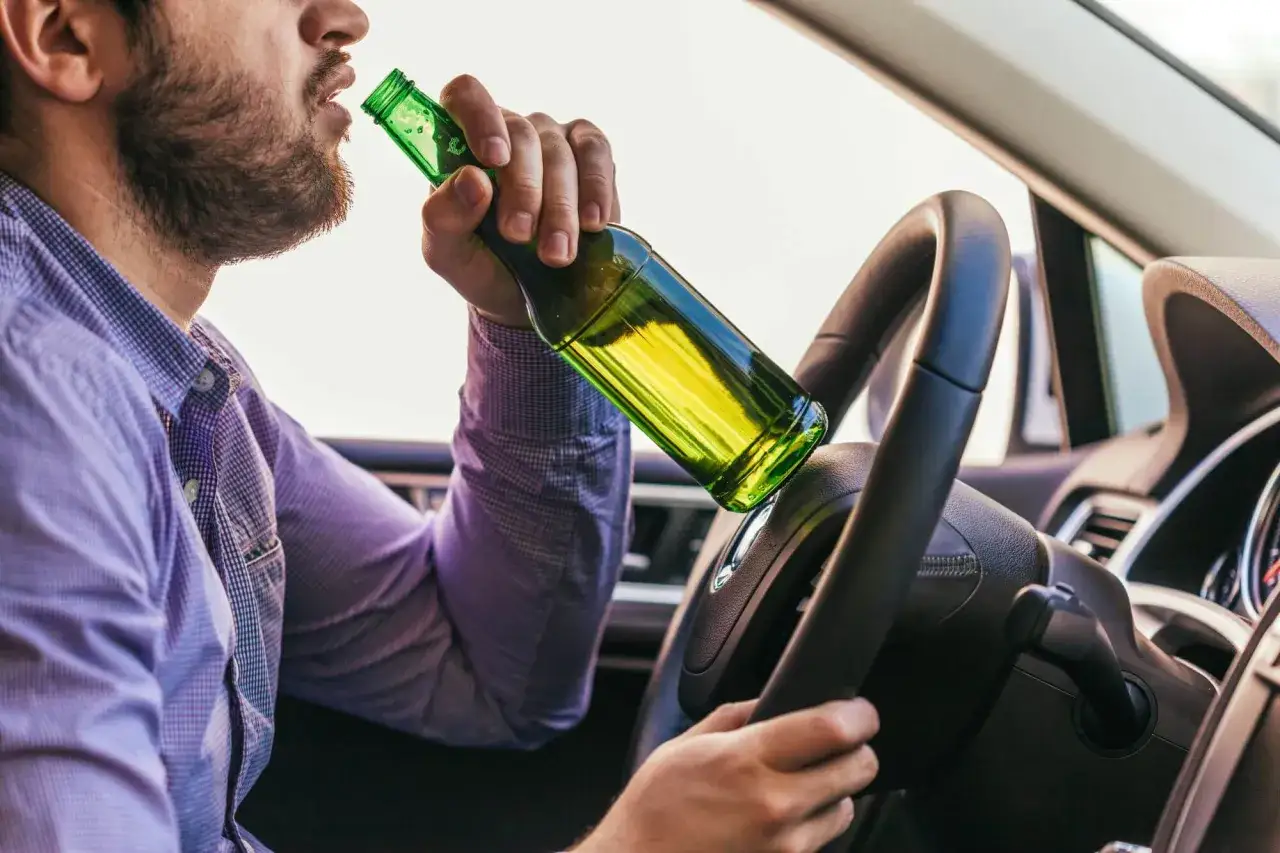 Czy sąd może odstąpić od zabrania prawa jazdy? Poznaj swoje prawa