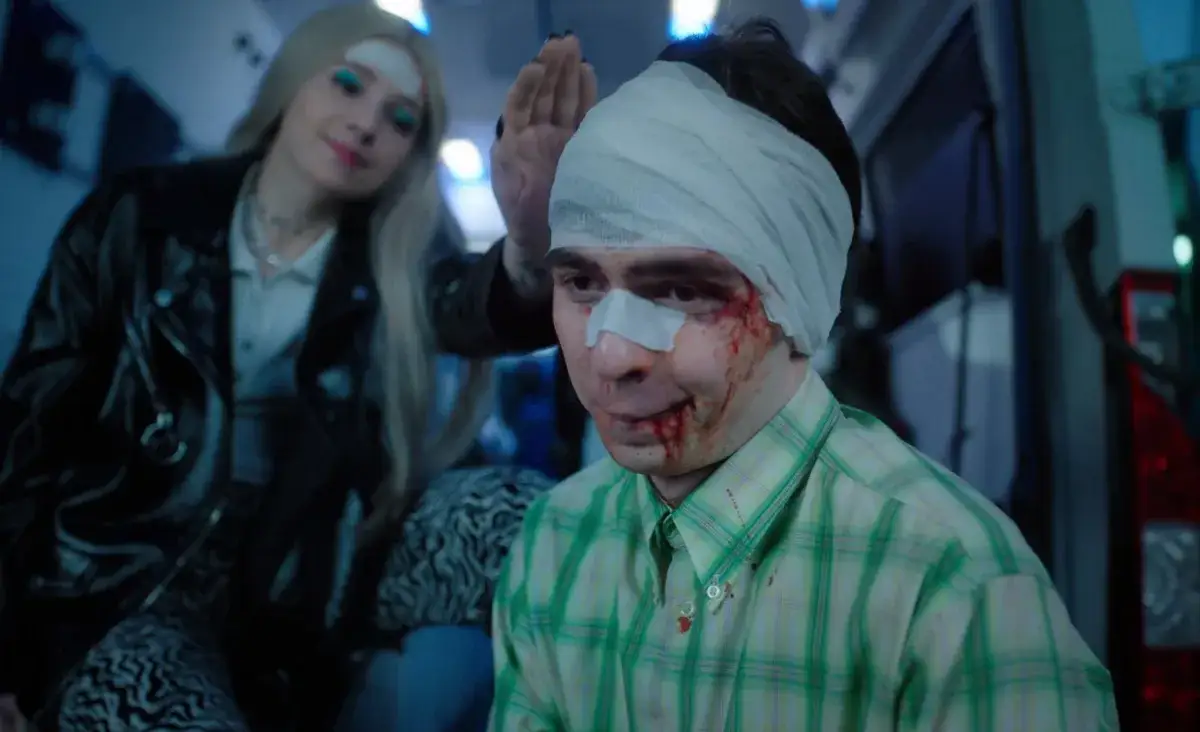 Z kim jest mata? Odkryj tajemniczą dziewczynę rapera