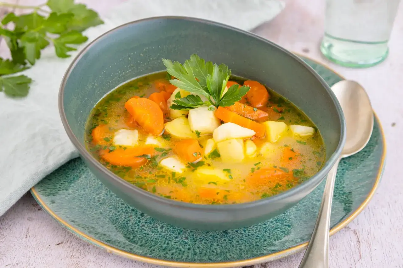 Kartoffel-Möhren-Suppe: Einfaches Rezept & leckere Variationen