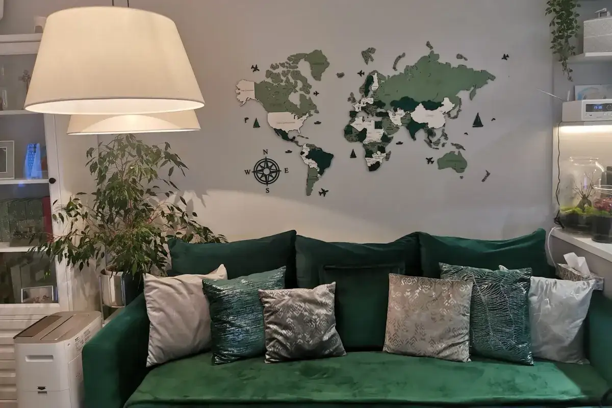 Co na ścianę w salonie? Inspiracje, które odmieniają wnętrza na zawsze