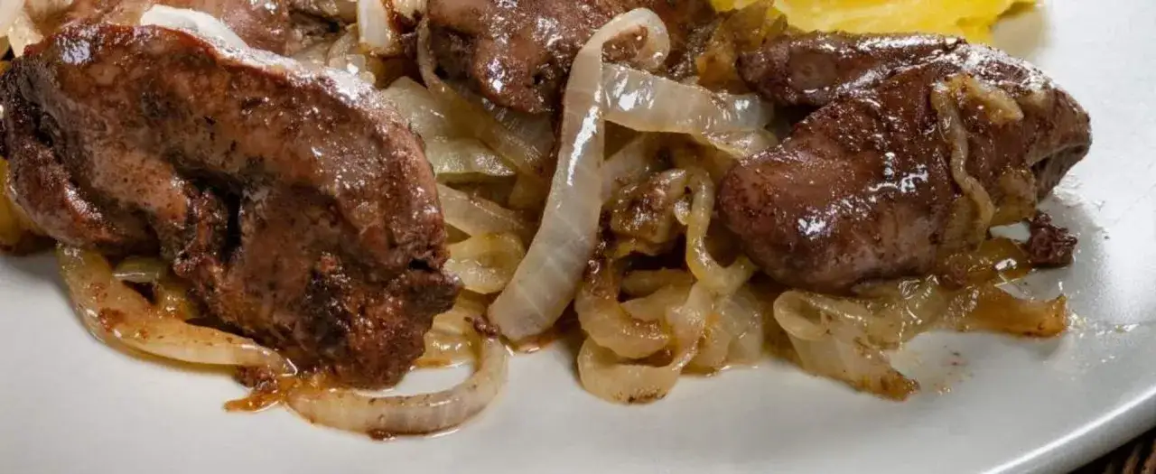 Jak usmażyć wątróbkę idealnie - unikaj najczęstszych błędów