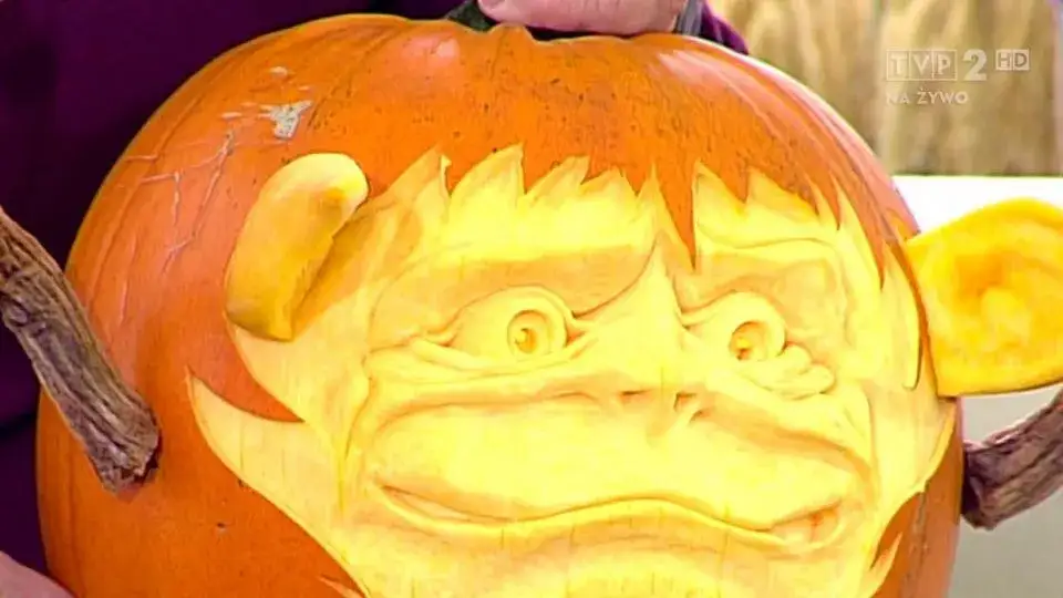 Rzeźby z dyni: Odkryj techniki i inspiracje do wyjątkowych dzieł