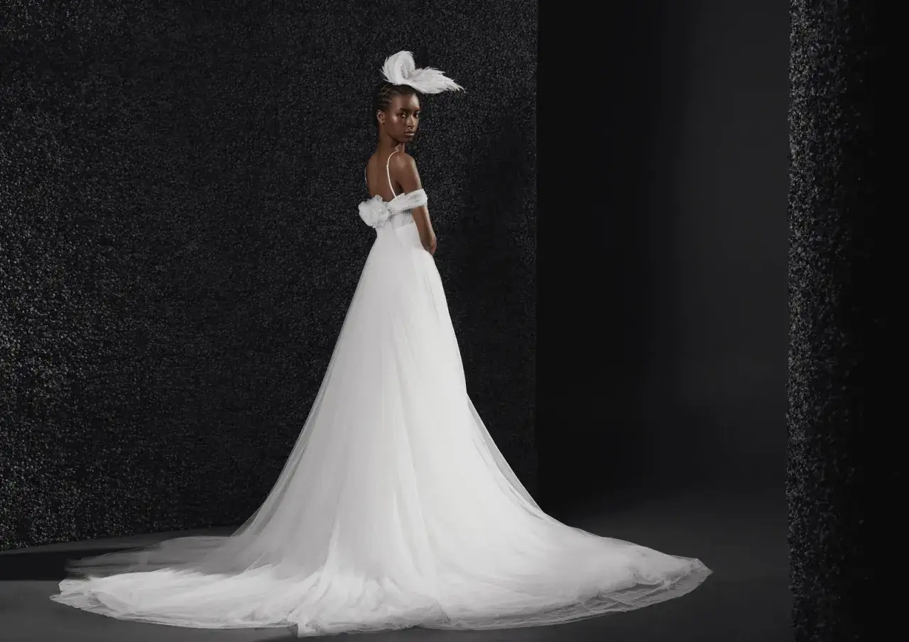 Vera Wang Bride w Polsce: Ceny, salony, zakup krok po kroku